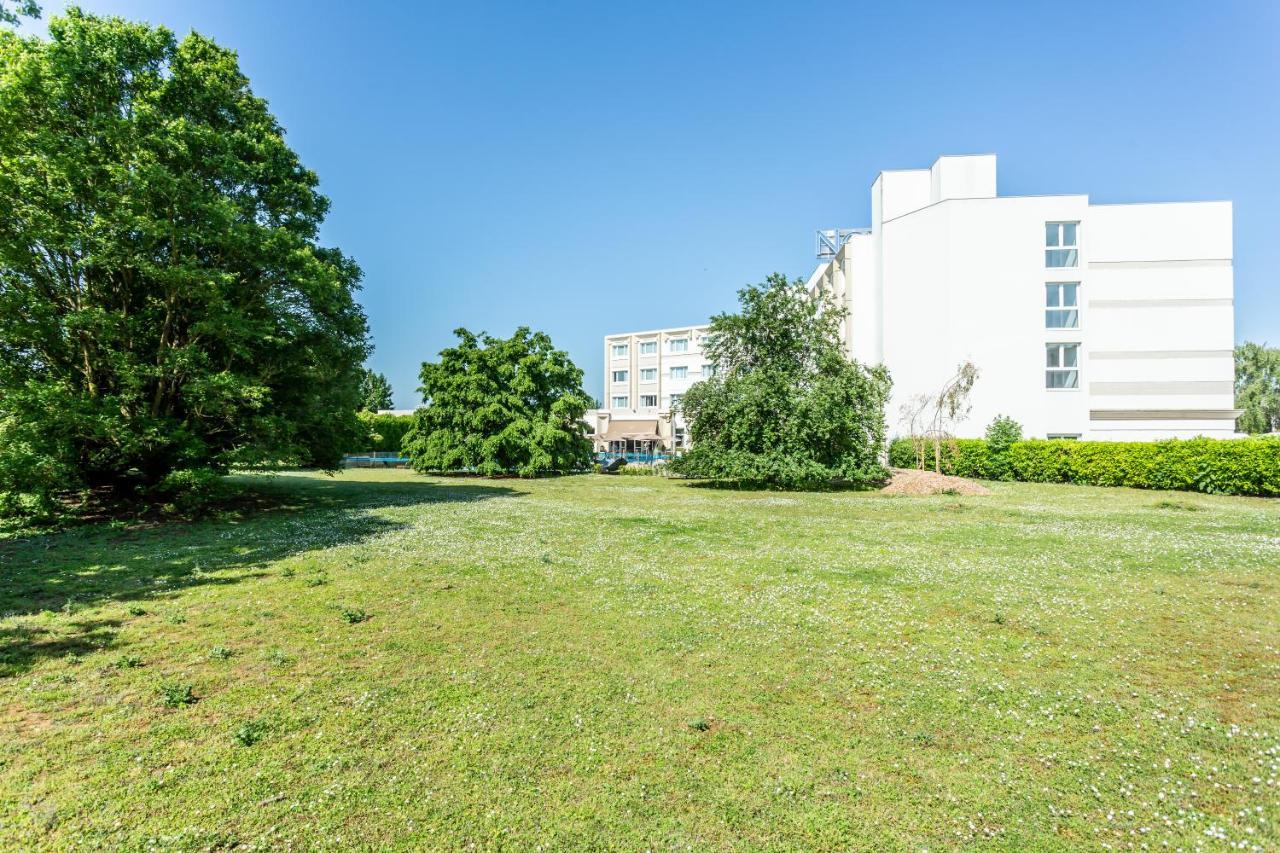 Novotel Bourges Exteriör bild